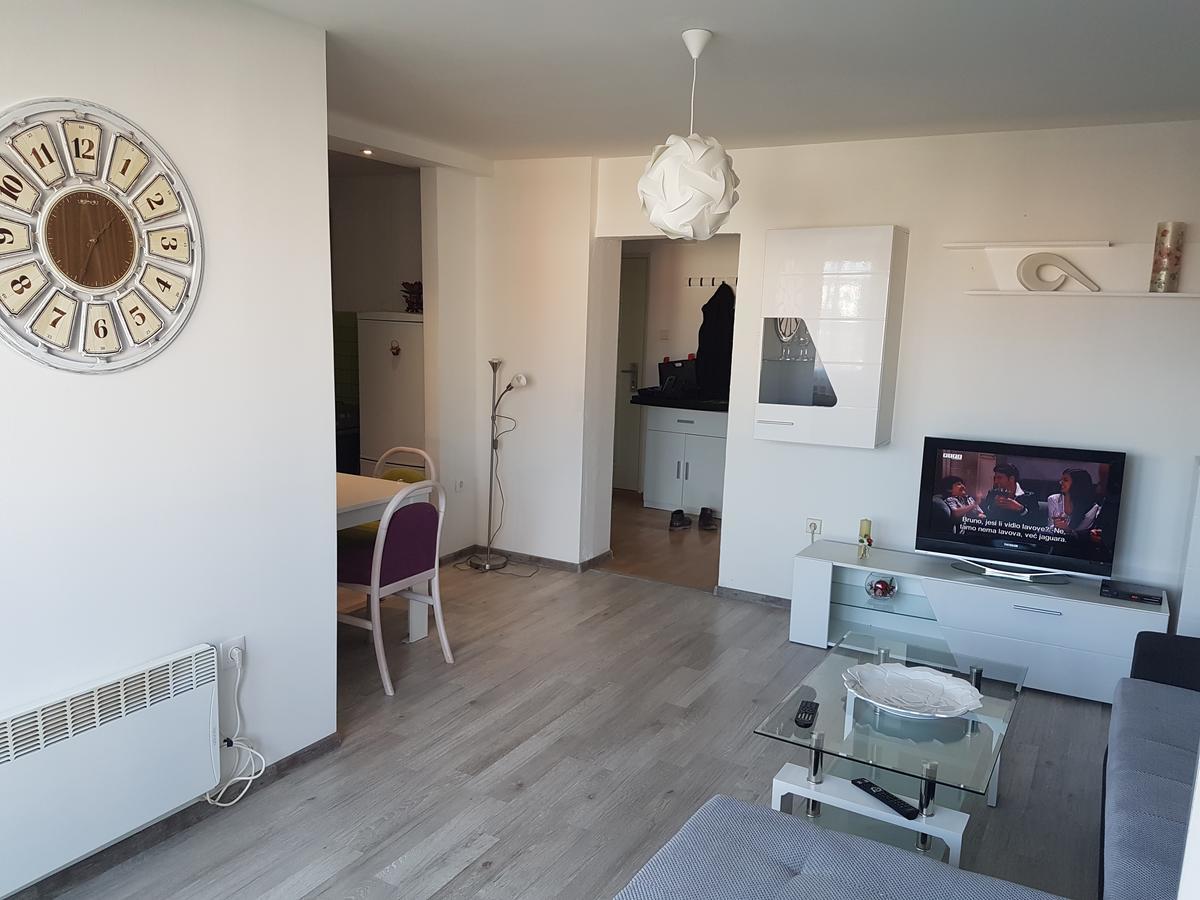 Apartman Vuk - Stan Na Dan Баня-Лука Экстерьер фото